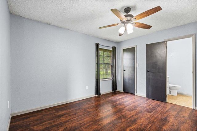 650 W Austin RD, Luling, TX 78648