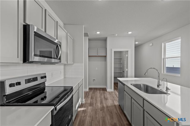 4338 Hobbiton Way, New Braunfels, TX 78130