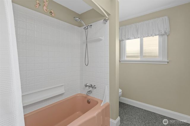 347 SE Glencoe Street, Oak Harbor, WA 98277