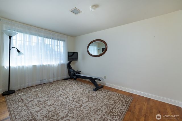 347 SE Glencoe Street, Oak Harbor, WA 98277