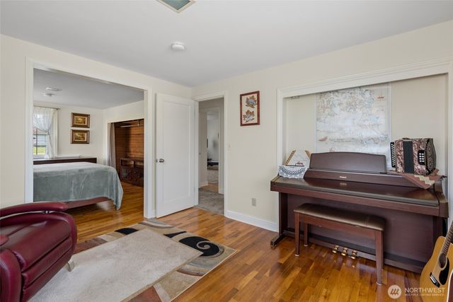 347 SE Glencoe Street, Oak Harbor, WA 98277