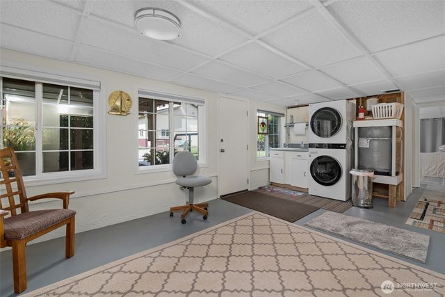 347 SE Glencoe Street, Oak Harbor, WA 98277