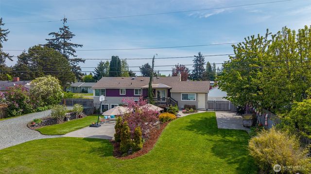 347 SE Glencoe Street, Oak Harbor, WA 98277