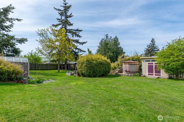347 SE Glencoe Street, Oak Harbor, WA 98277