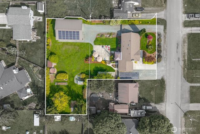 347 SE Glencoe Street, Oak Harbor, WA 98277