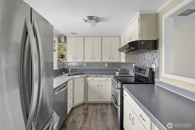 347 SE Glencoe Street, Oak Harbor, WA 98277