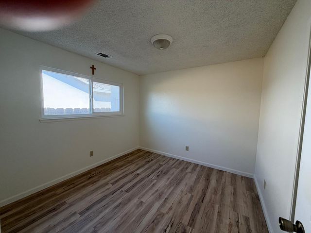 2413 Murray St, Turlock, CA 95382