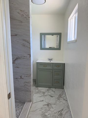 2413 Murray St, Turlock, CA 95382