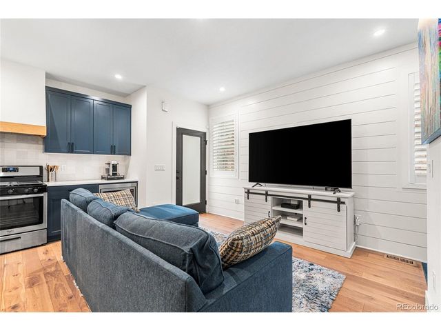 1316 Knox Ct 2, Denver, CO 80204