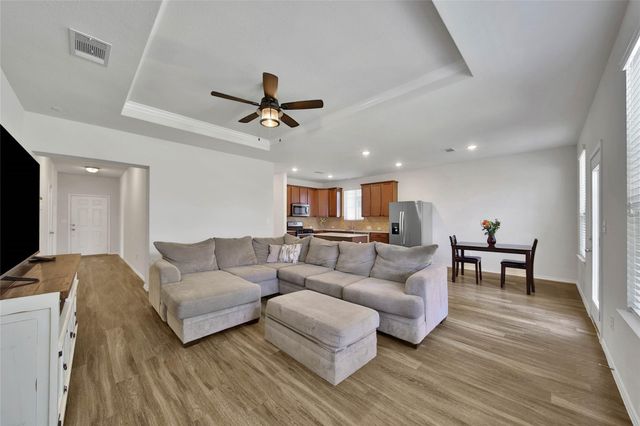4343 Roaring Timber Drive, Conroe, TX 77304