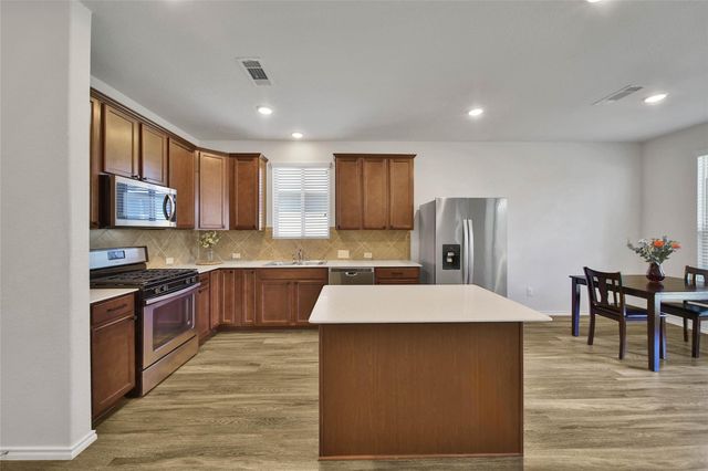 4343 Roaring Timber Drive, Conroe, TX 77304