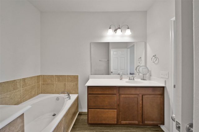 4343 Roaring Timber Drive, Conroe, TX 77304