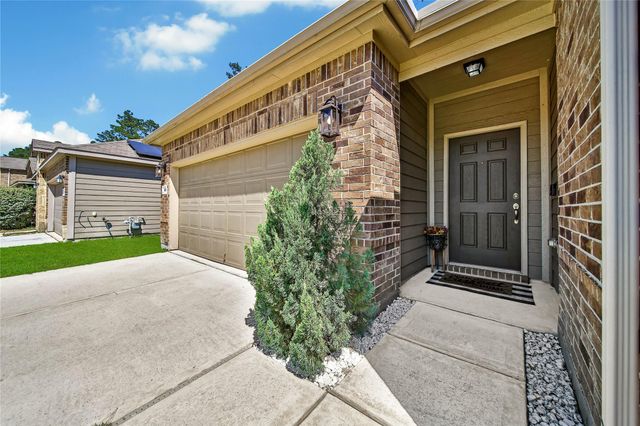 4343 Roaring Timber Drive, Conroe, TX 77304