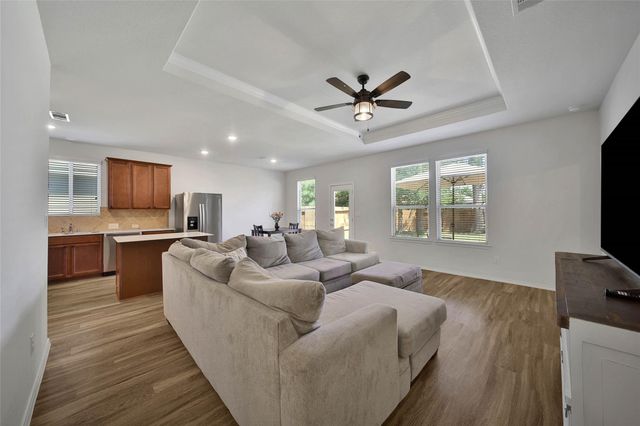4343 Roaring Timber Drive, Conroe, TX 77304