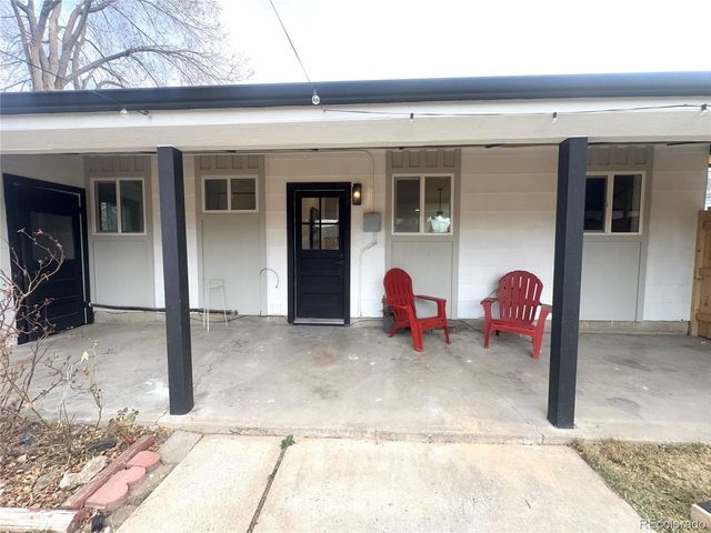 3227 S Grape St, Denver, CO 80222