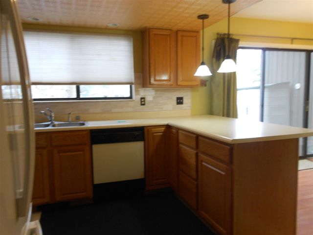 129 Balmoral Court, Kalamazoo, MI 49006