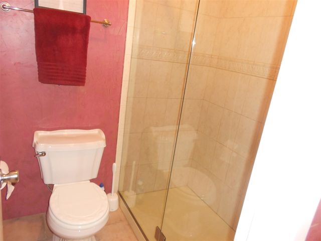 129 Balmoral Court, Kalamazoo, MI 49006