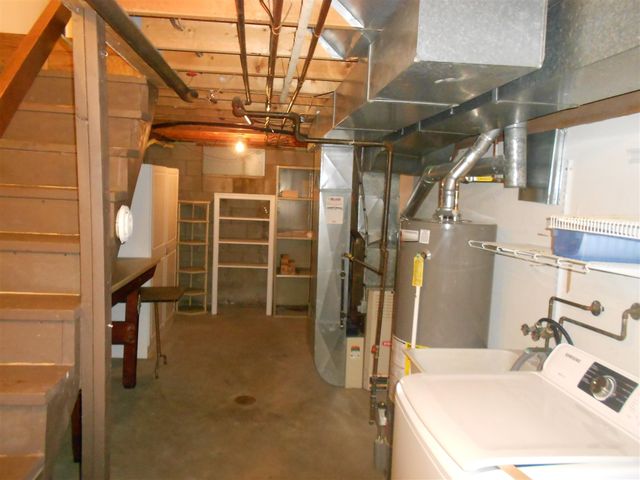 129 Balmoral Court, Kalamazoo, MI 49006