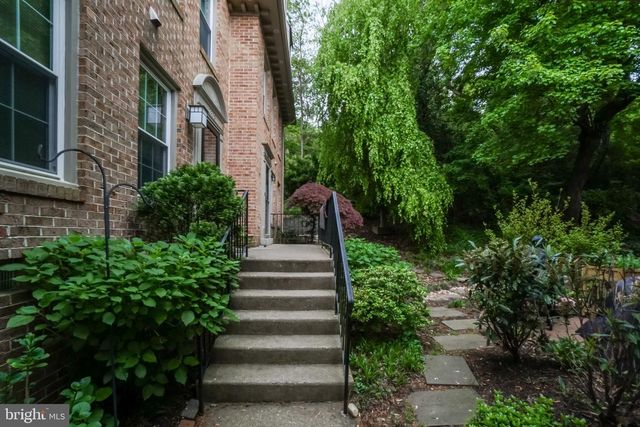 2310 SANFORD ST, Alexandria, VA 22301
