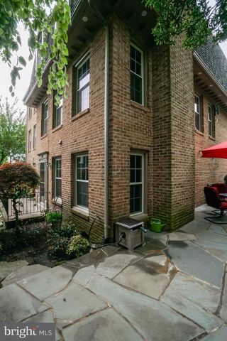 2310 SANFORD ST, Alexandria, VA 22301
