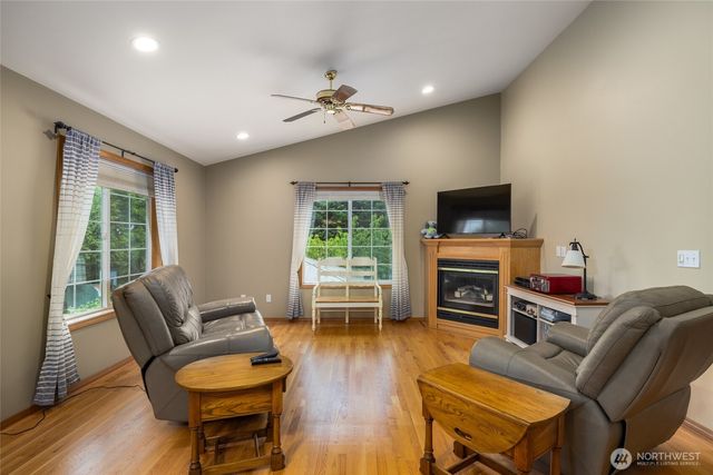 22736 Buchanan Street, Mount Vernon, WA 98273