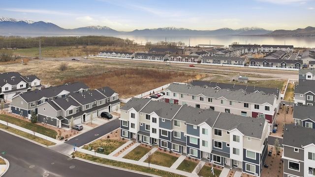 1114 E YARD ROW, Saratoga Springs, UT 84045