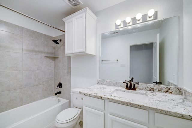 714 Little Doe Drive, Crosby, TX 77532