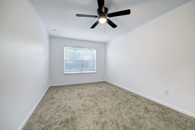 714 Little Doe Drive, Crosby, TX 77532