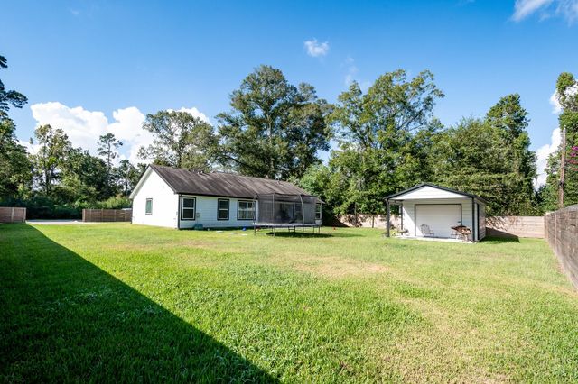 714 Little Doe Drive, Crosby, TX 77532