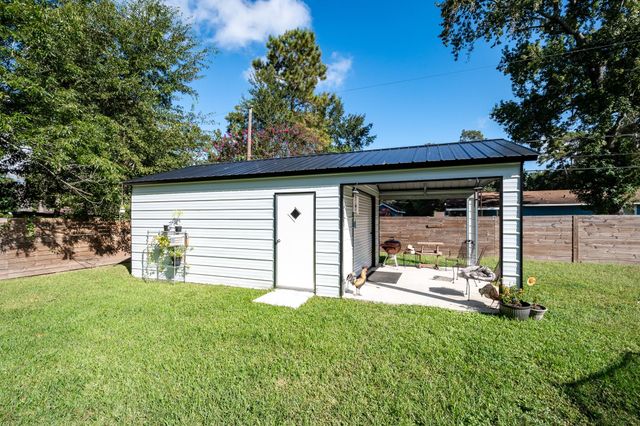 714 Little Doe Drive, Crosby, TX 77532