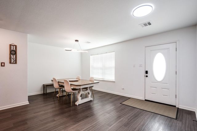 714 Little Doe Drive, Crosby, TX 77532