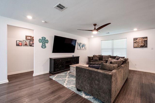 714 Little Doe Drive, Crosby, TX 77532