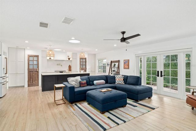 2270 DELORAINE TRAIL, Maitland, FL 32751