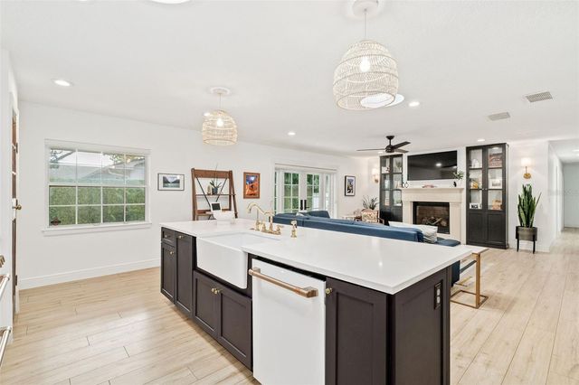 2270 DELORAINE TRAIL, Maitland, FL 32751