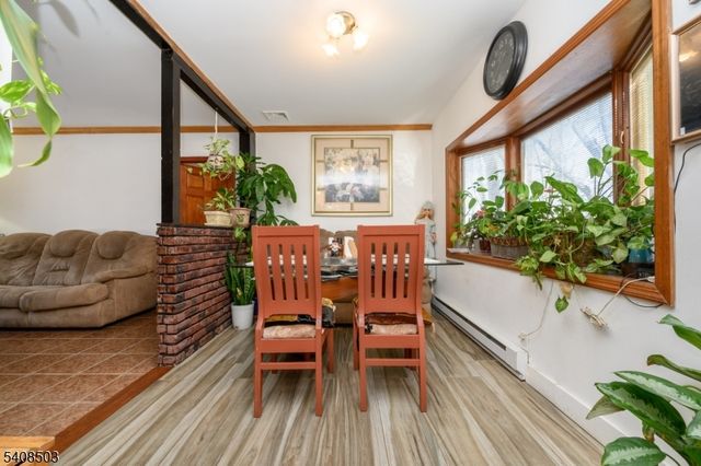 19 Skyland Ave, Wanaque Boro, NJ 07420