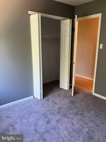 647 TARANTO AVE, Blackwood, NJ 08012