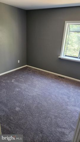 647 TARANTO AVE, Blackwood, NJ 08012