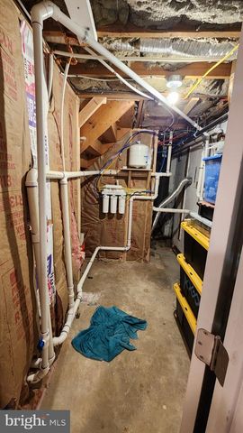 647 TARANTO AVE, Blackwood, NJ 08012