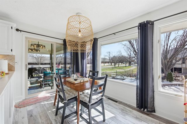 2215 N Tee Time Ct, Wichita, KS 67205