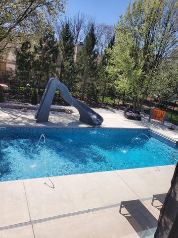 2215 N Tee Time Ct, Wichita, KS 67205