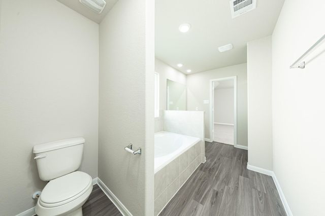 8125 Vanilla Orchid Drive, Houston, TX 77016