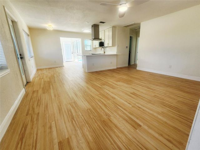 2494 DEL RIO WAY, Dunedin, FL 34698