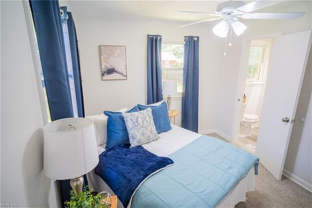 3821 Cedar LN, Portsmouth, VA 23703