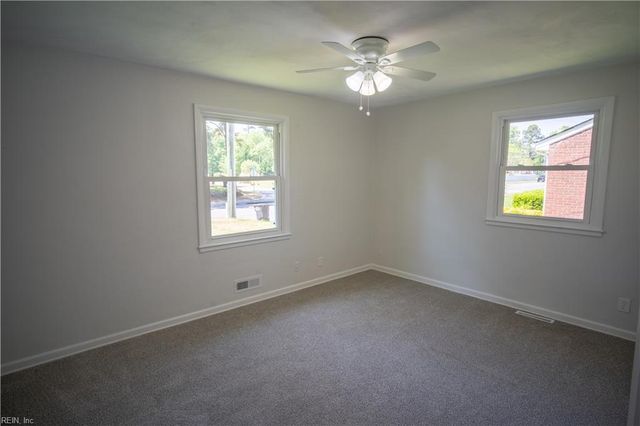 3821 Cedar LN, Portsmouth, VA 23703