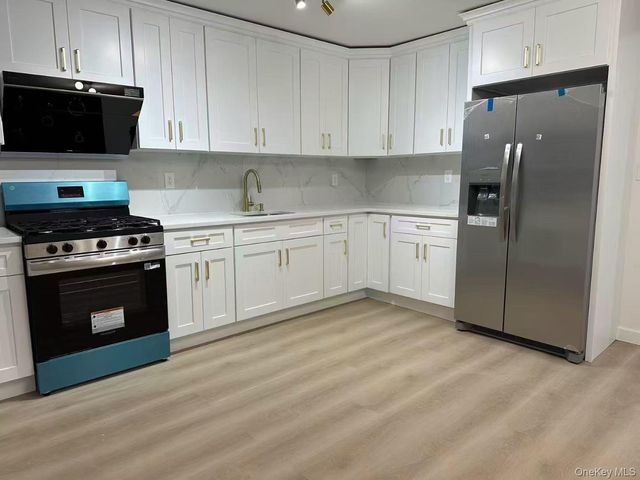 58-15 205TH Street, Bayside, NY 11364