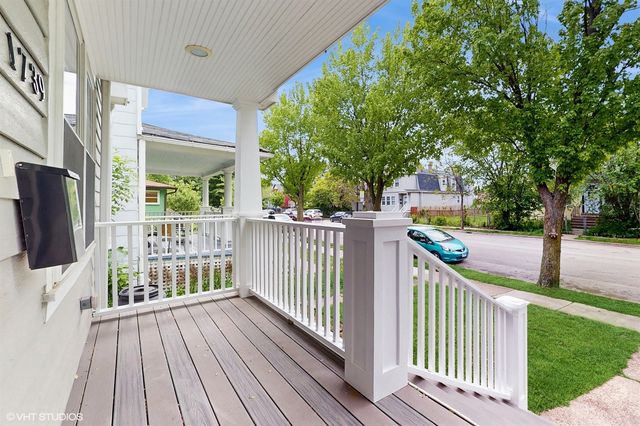 1739 Dodge Avenue, Evanston, IL 60201