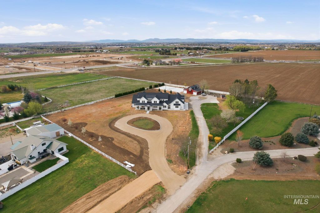 6109 S Tarrega Lane, Meridian, ID 83642 photo 3