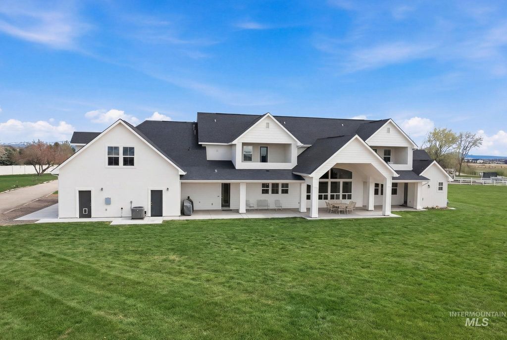 6109 S Tarrega Lane, Meridian, ID 83642 photo 9