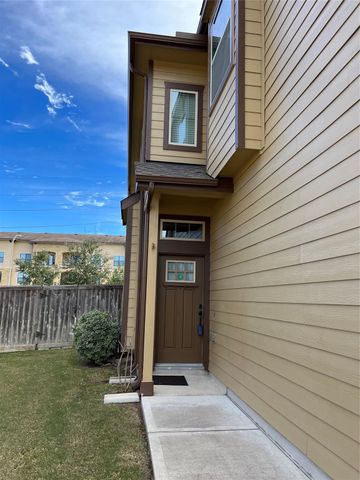 12250 La Strada Street, Richmond, TX 77406