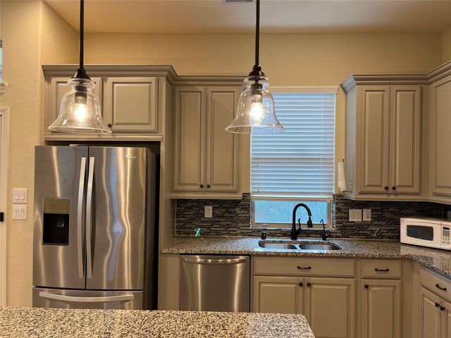 12250 La Strada Street, Richmond, TX 77406